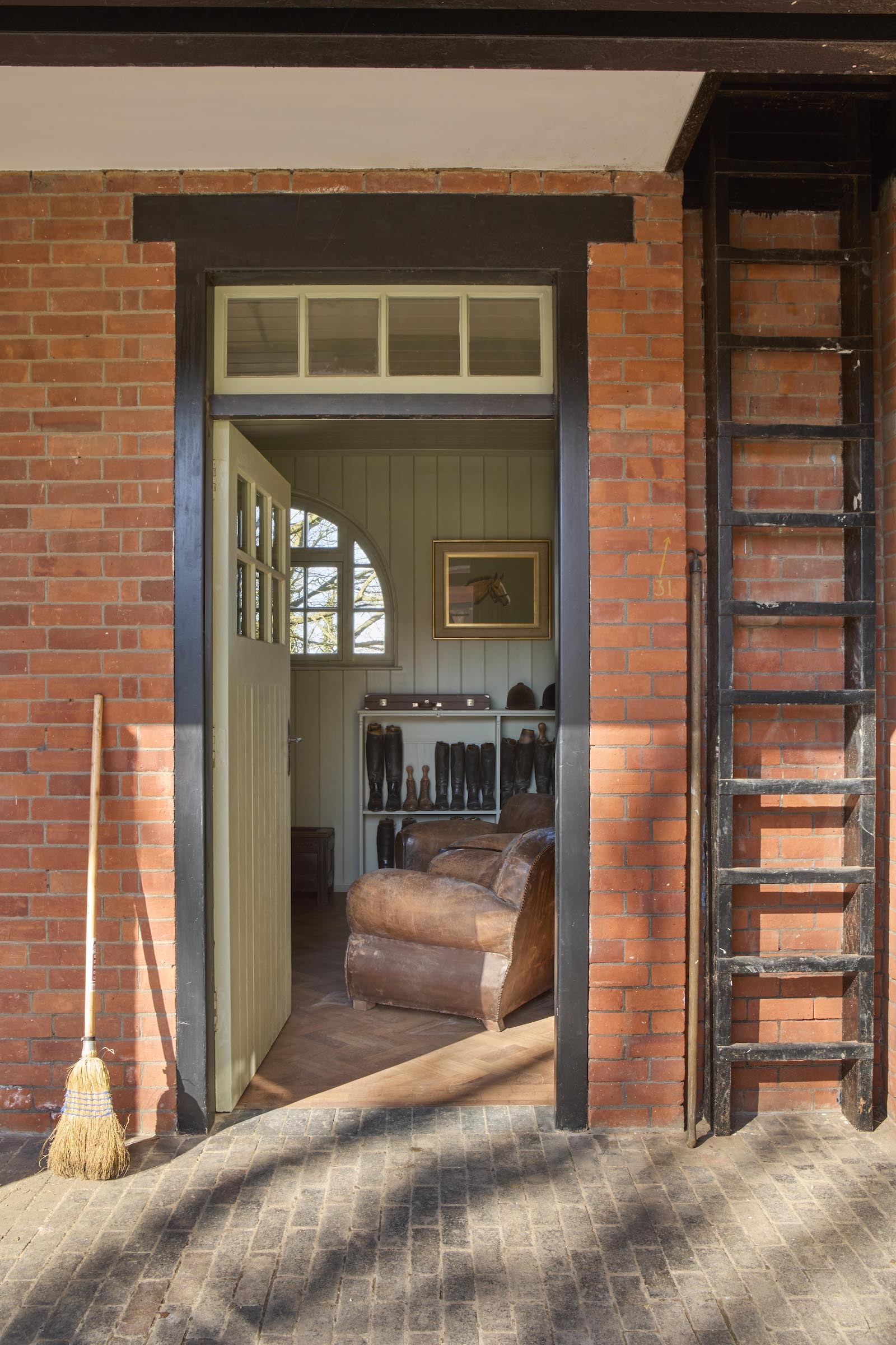 CLAYDON STABLES 016 lo res