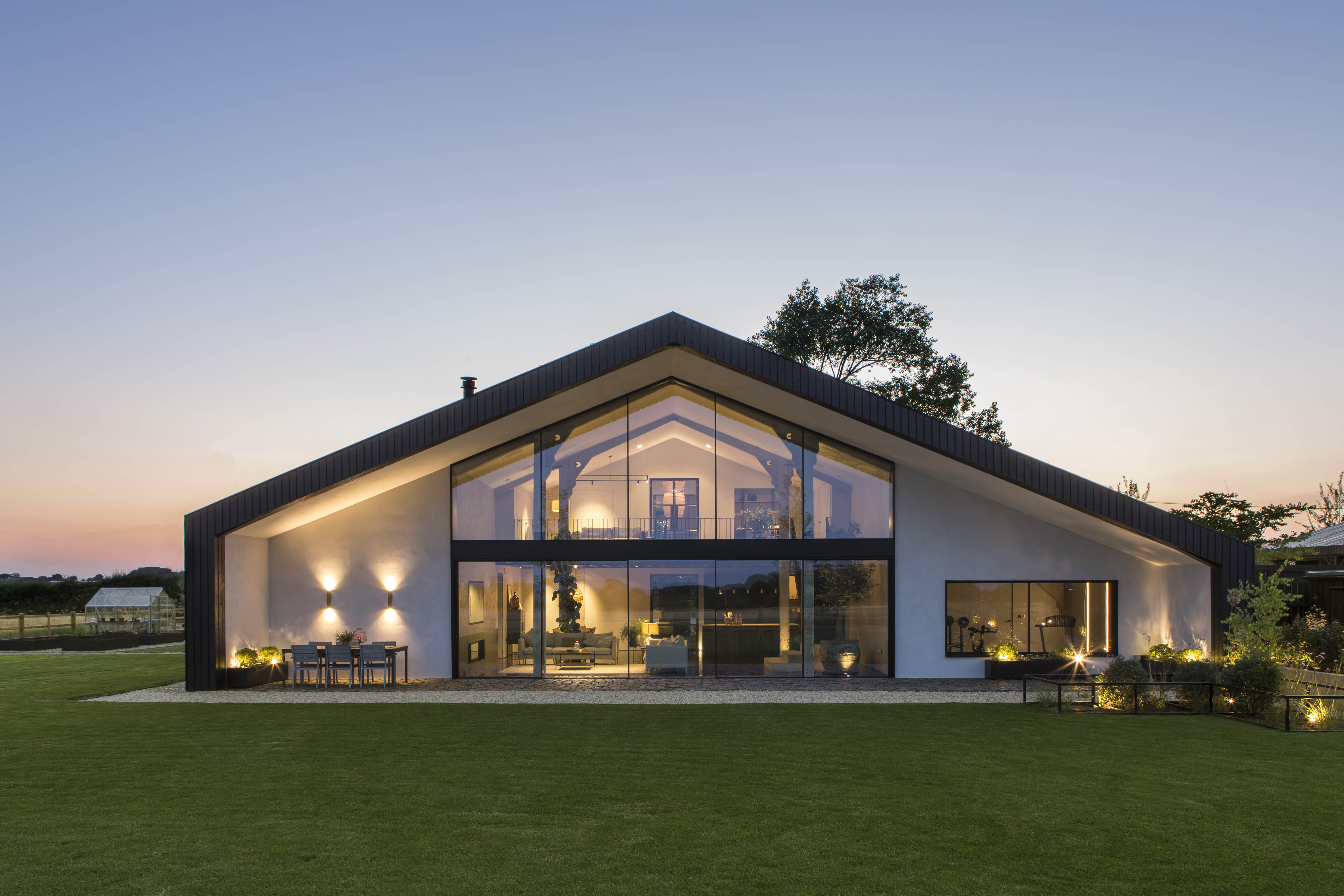 HOLLOW BROOK 06 0518 lo res