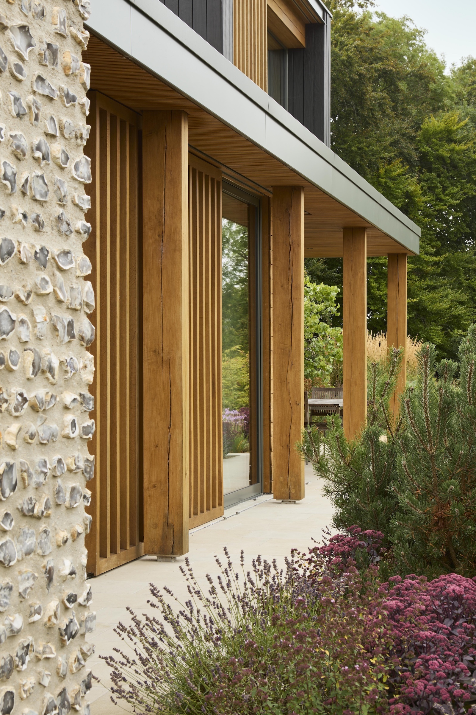 Proj Red Landscaping 058 lo res