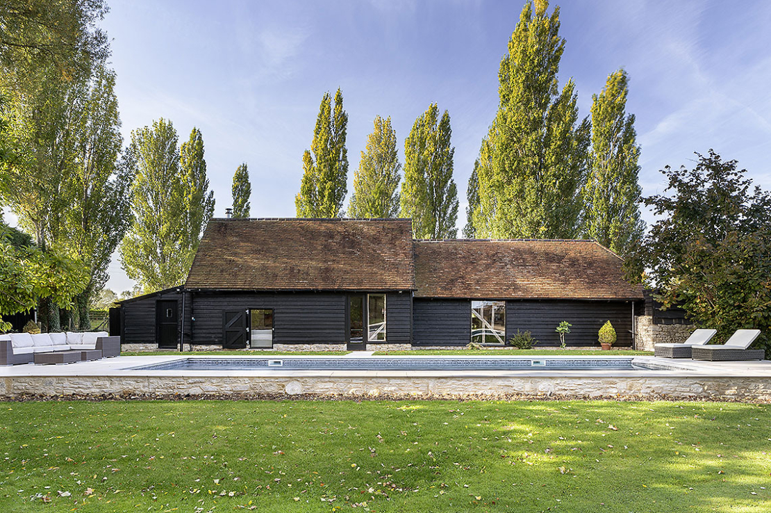 MARESFIELD 02 7562 web