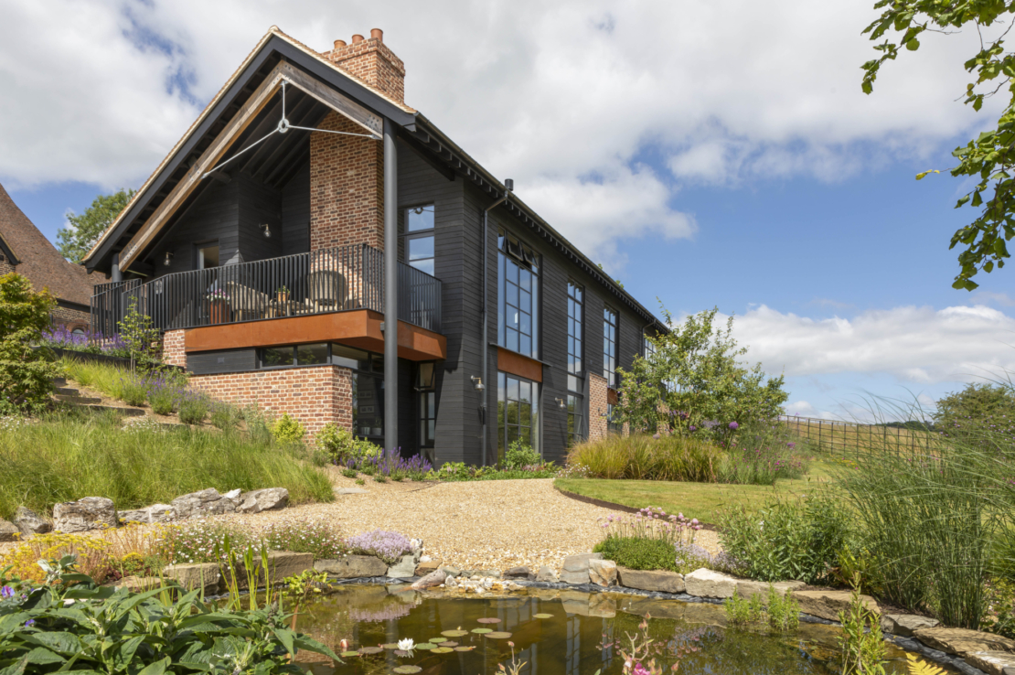 THE HIDE 02 0732 lo res