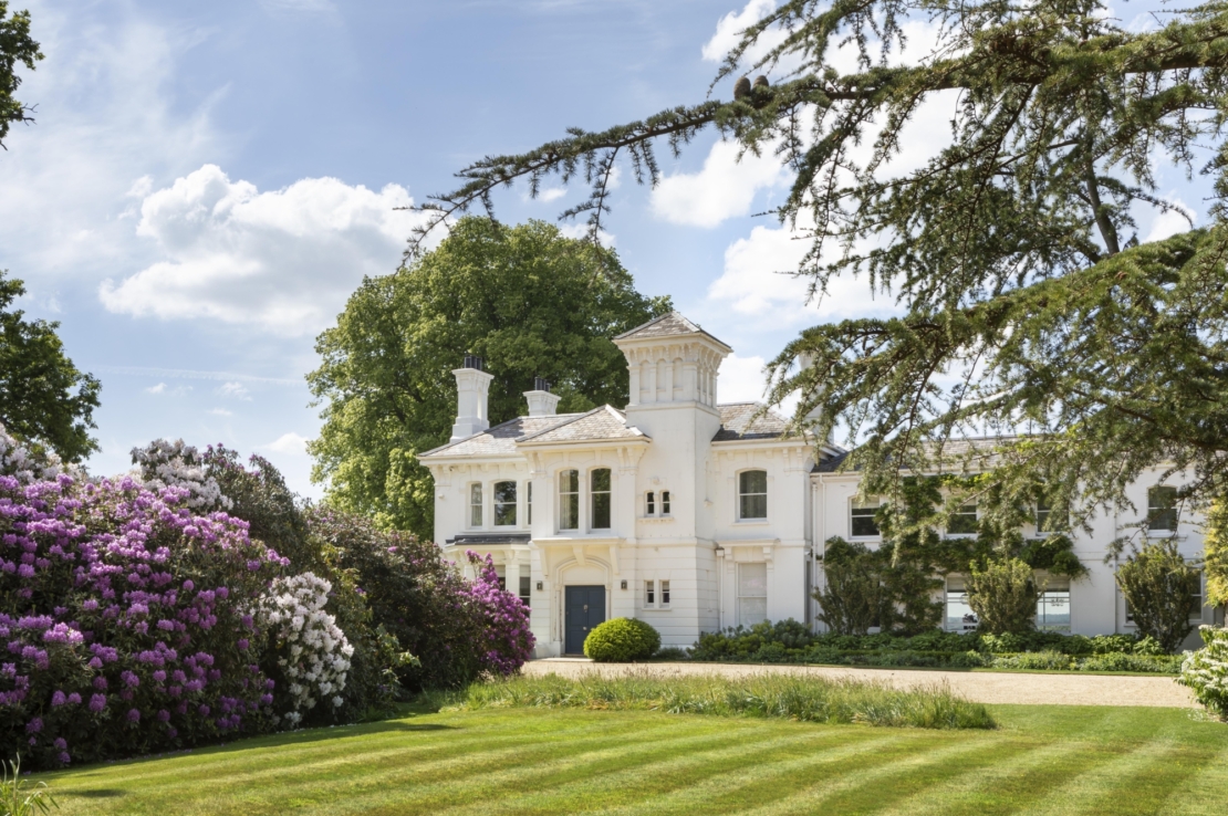 Thorn Barn 5966 lo res