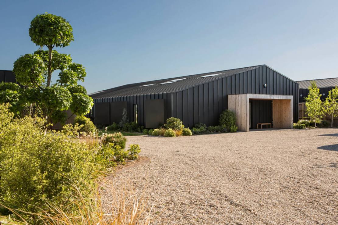 Thumb CRINAN EXTERIOR SPRING 0229 lo res 1 tinified