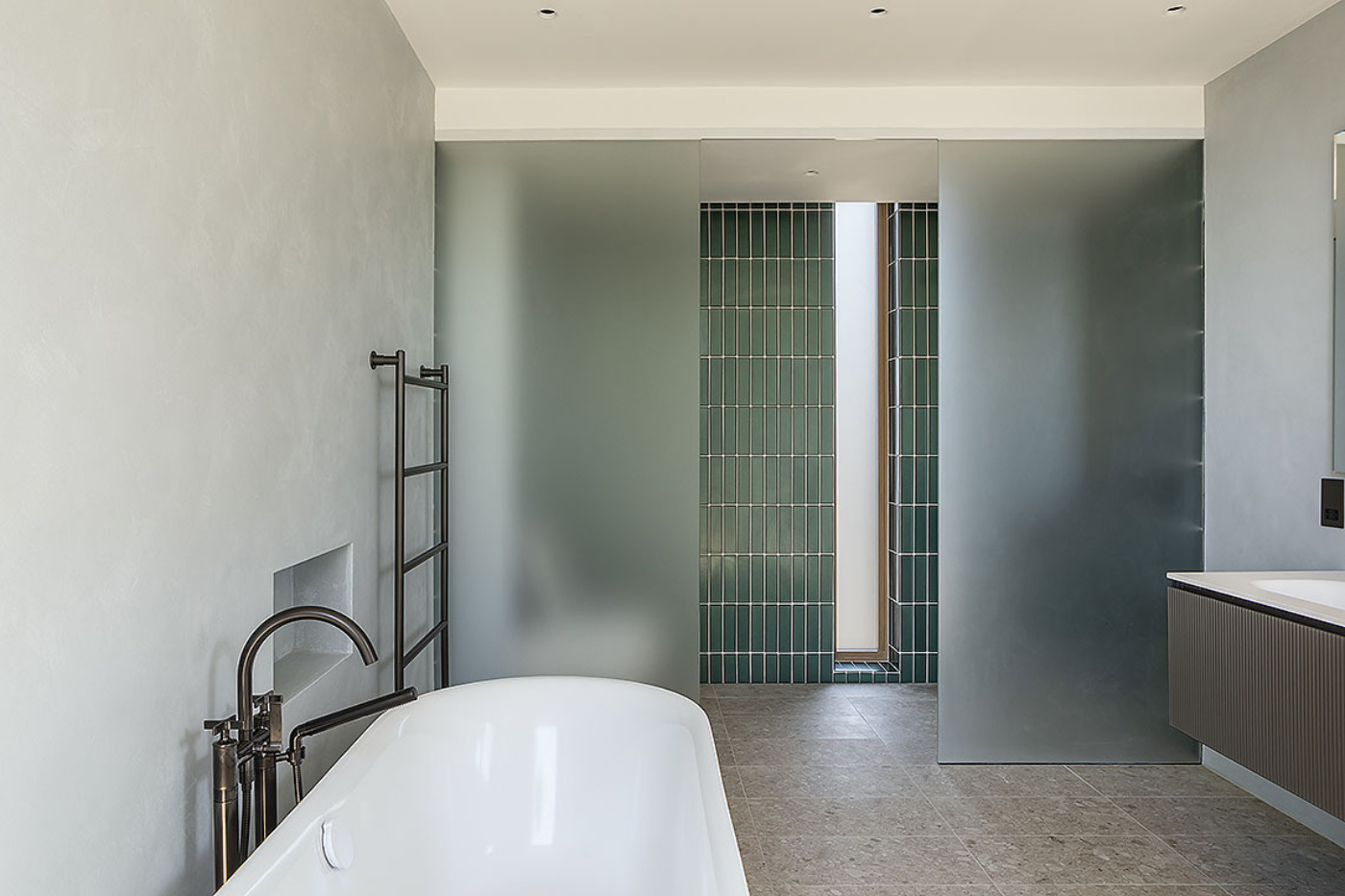 HILL HOUSE 2790 web