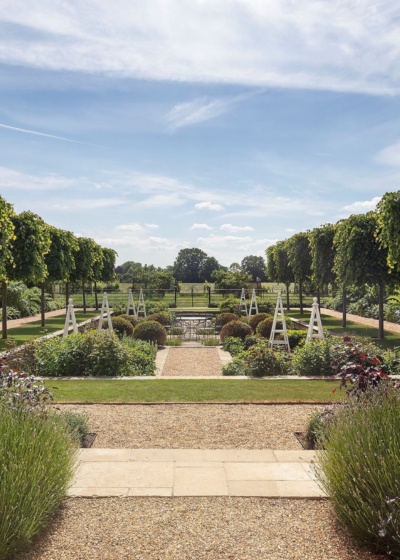Torban Hall garden design 2500