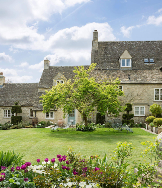 CHURCHILL Full Width