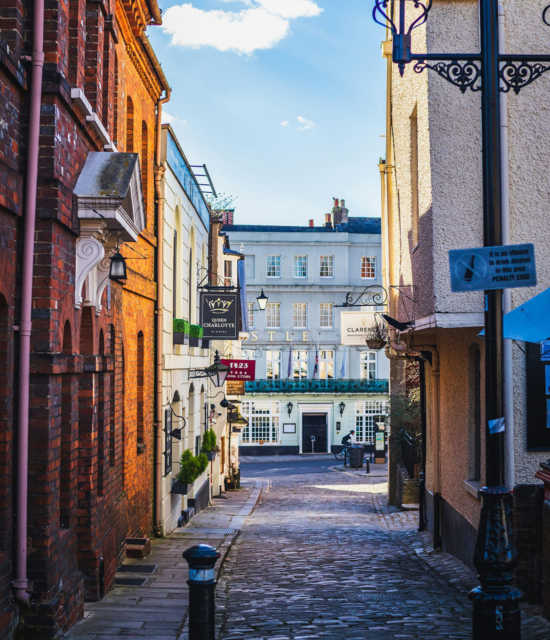 Neighbouring counties