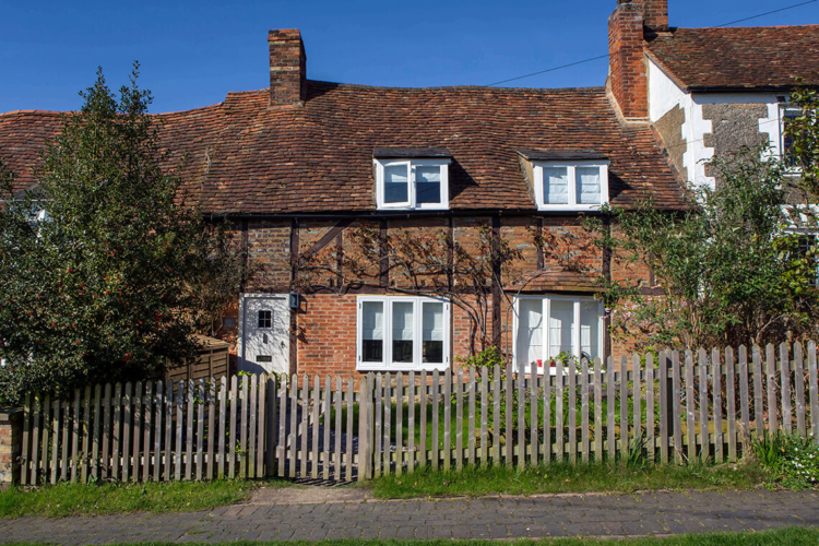 10 THE GREEN 793 A0915 tinified