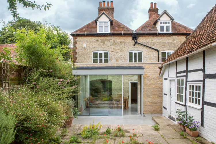 Thumb KINGS ROAD 0697 lo res tinified